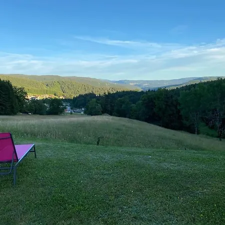 Appartement Lumineux Avec Vue Sur Les Montagnes Morbier Buitenkant foto