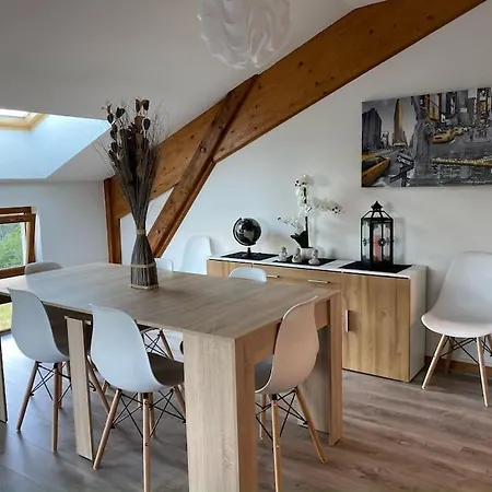 Appartement Lumineux Avec Vue Sur Les Montagnes Morbier Buitenkant foto